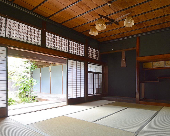 風の館塩屋の内装