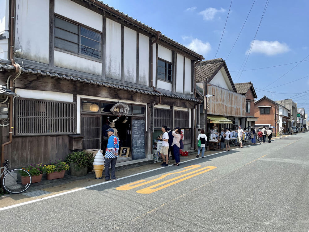 塩屋の建物